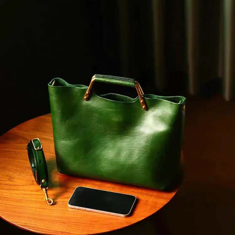 Bolso de mano de cuero suave p - Structured Handbag Top Handle reseña y precio