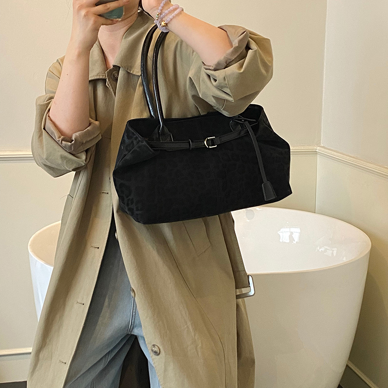 Bolsos de hombro con cerrojo d - Luxury Bags Sale reseña y precio